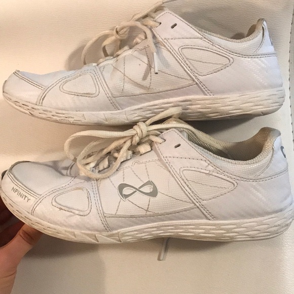 nfinity rival cheer shoes